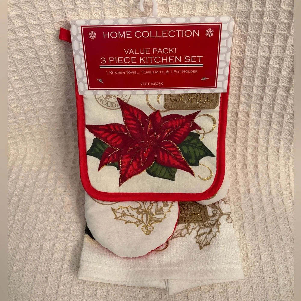 Home Collection Festive Poinsettia 3 Piece Kitchen Set
